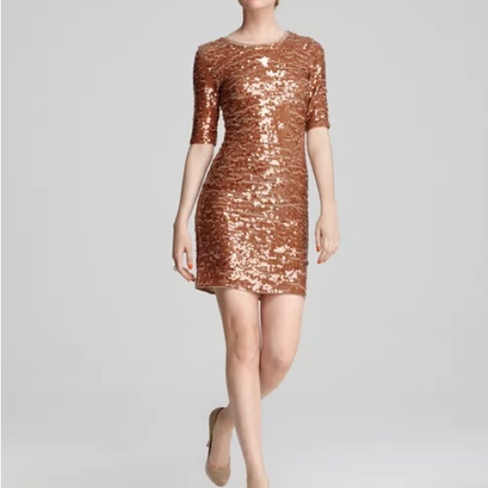 NEW BCBGMAXARIA FITTED SEQUIN DRESS LARGE ROSE GOLD STRETCH cocktail PARTY
